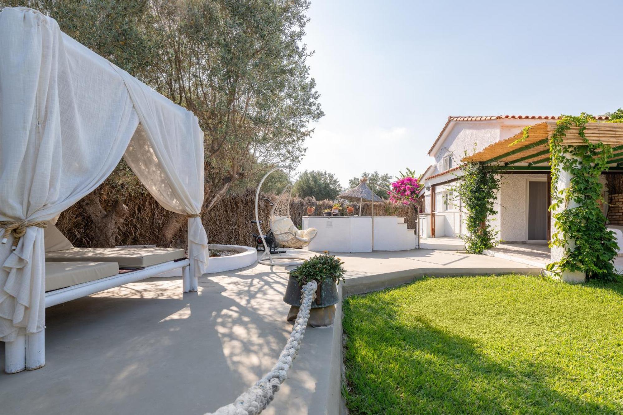 Elefteria Apts & Suites Kolymbia Exterior photo