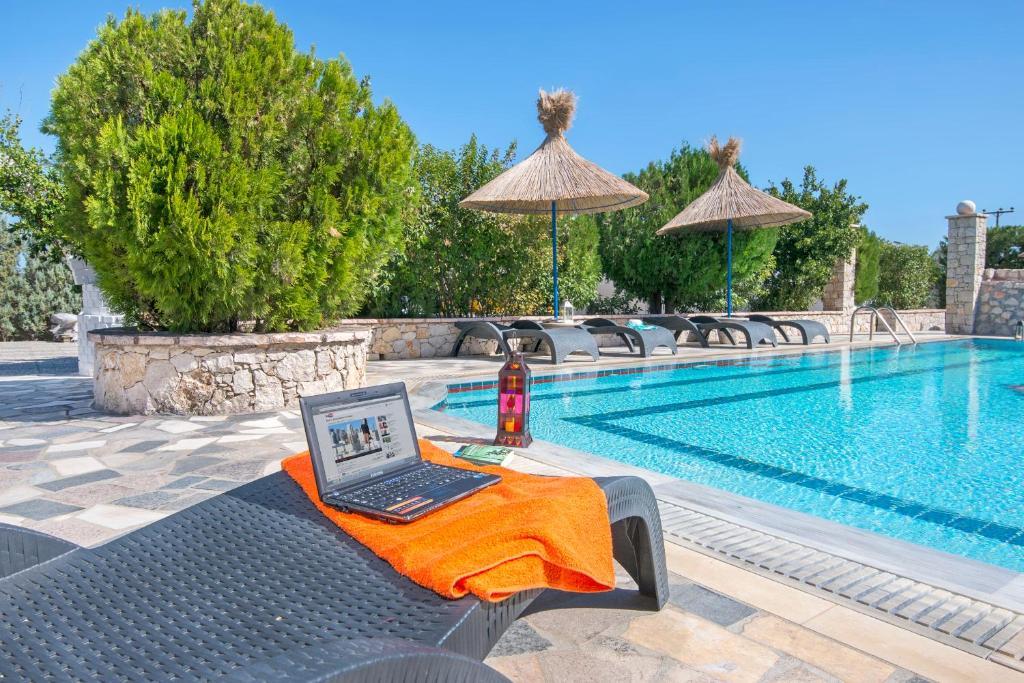 Elefteria Apts & Suites Kolymbia Room photo